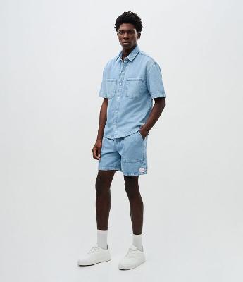 Bermuda Denim Listrada com Cós Elástico