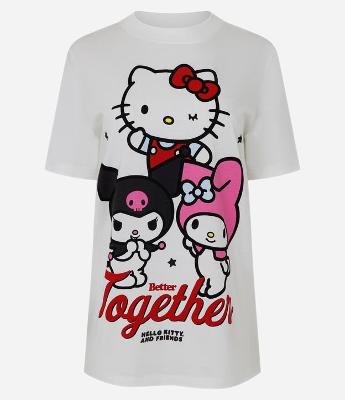 Camiseta em Algodão com Estampa Hello Kitty e Amigos