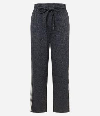 Calça Moletom Reta com Faixa Lateral Contrastante