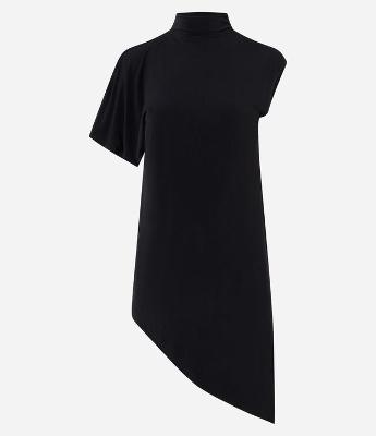 Blusa Assimétrica Alongada com Gola Alta