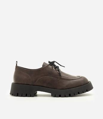 Mocassim Dockside em PU com Sola Tratorada
