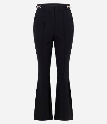 Calça Flare com Enfeite Metálico no Cós