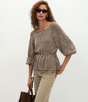 Blusa Retilínea Mesclada com Decote Canoa