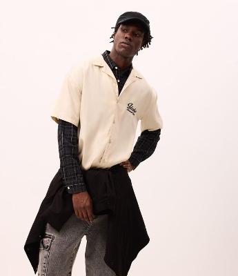 Camisa Masculina Manga Curta Boxy com Bordado Idaho