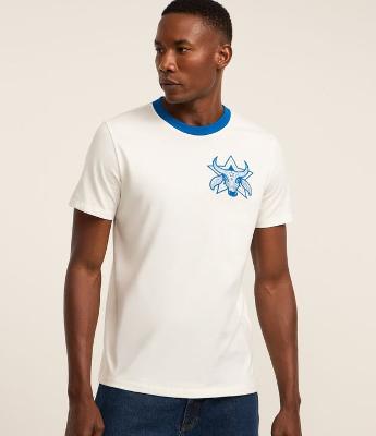 Camiseta em Algodão com Gola Contrastante e Estampa Boi Caprichoso