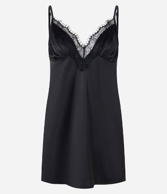 Camisola em Cetim com Alças Finas e Renda no Decote
