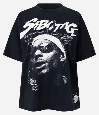 Camiseta em Algodão com Estampa Sabotage Rap é Compromisso