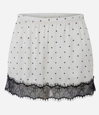Saia de Pijama em Cetim com Estampa Poá Renda e Laços