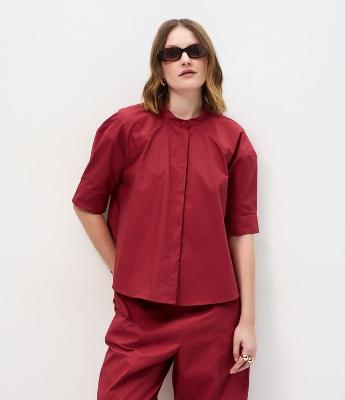 Camisa Ampla em Tricoline com Gola Padre