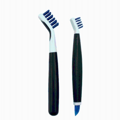 2 Escovas para Limpeza de Cantos em Plástico OXO