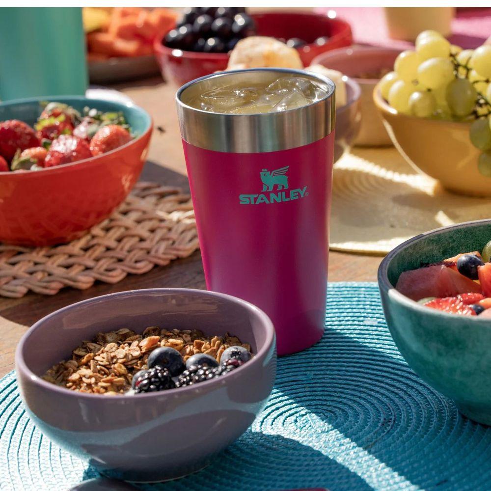 Copo Térmico para Cerveja Passion Pink 473ml Stanley - 2