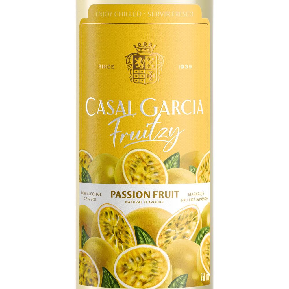 Casal Garcia Fruitzy Maracujá 750ml - 2