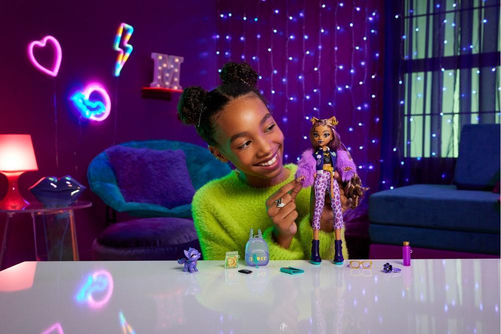 Monster High Clawdeen Novo Visual com Pet - Mattel - 9