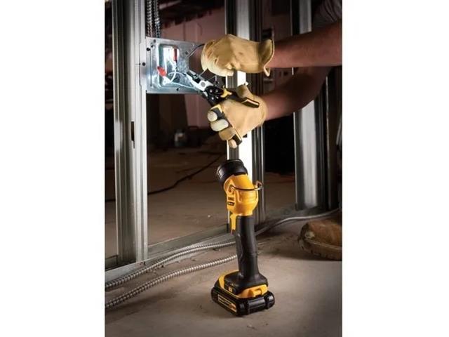 Lanterna LED Profissional DeWalt 20V Max Compacta - 3