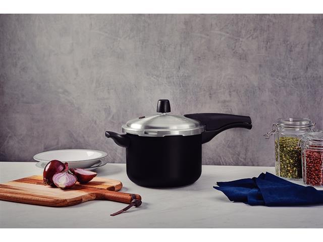 Panela de Pressão Tramontina Vancouver Antiaderente Preto 20cm 4,5L - 4