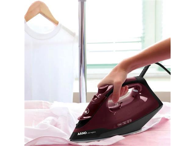 Ferro a Vapor Arno Ultragliss FMV com Base DuriliumAirglide Vinho - 4
