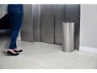 Lixeira Inox Tramontina Siena com Acabamento Scotch Brite 30 Litros - 2