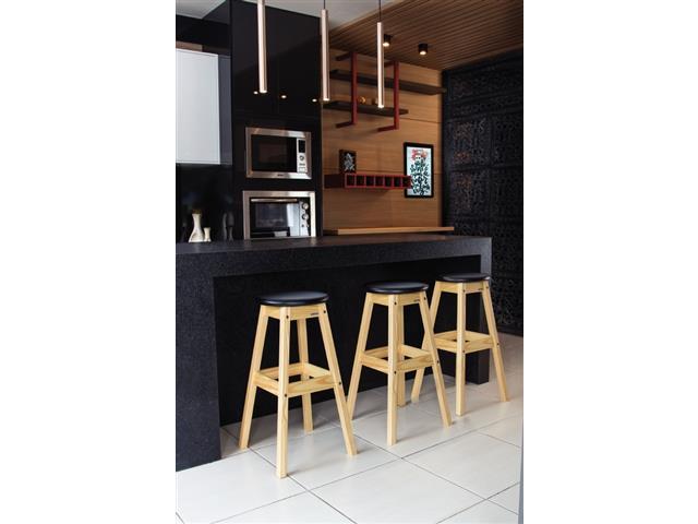 Banqueta Alta Tramontina em Madeira Pinus com Tampo Preto - 2