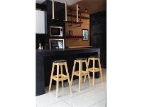 Banqueta Alta Tramontina em Madeira Pinus com Tampo Preto - 2