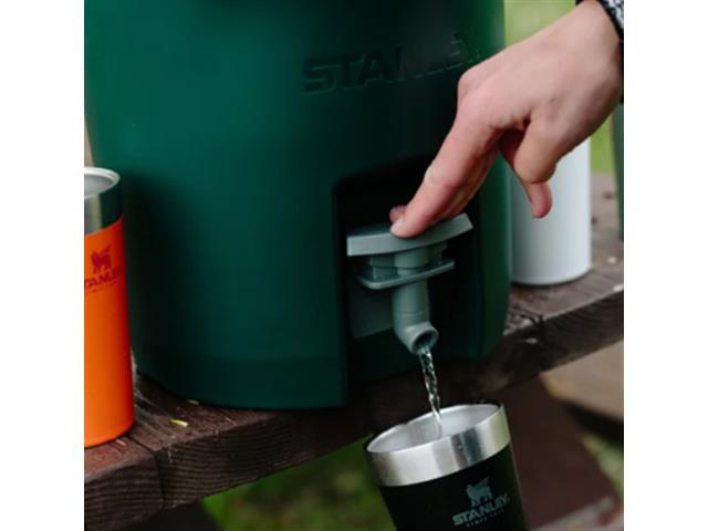 Garrafa Jug Térmica Stanley Green 7,5 Litros - 2