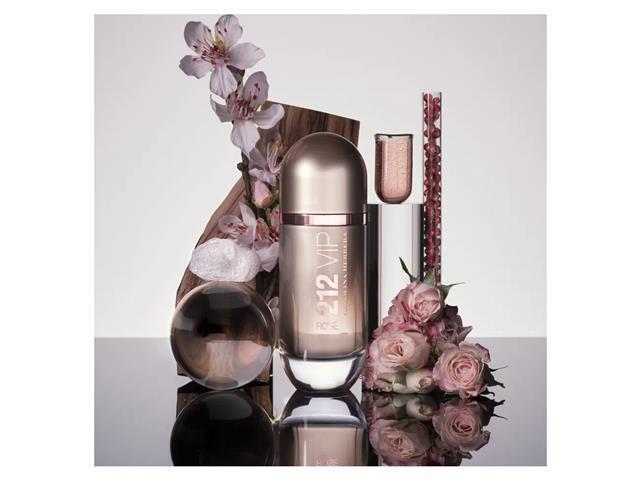 Perfume Carolina Herrera 212 VIP Rosé Eau de Parfum Feminino 50ML - 4