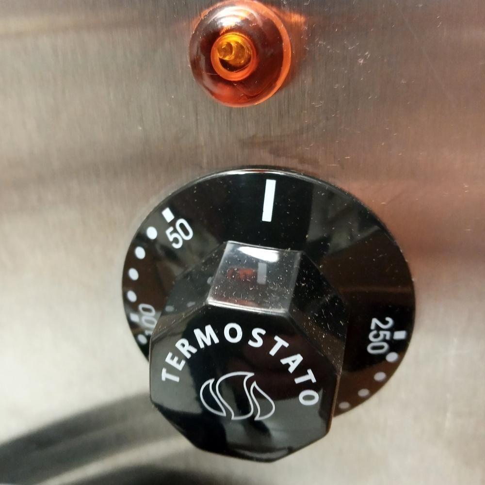 Kit - Churrasqueira 10 Espetinhos Churrasquito Elétrico Pr-199e 127v + 50 Espetinhos - Progás 127v - 9