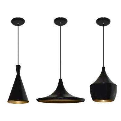 Lustre Pendentes Balcão 3 Un Preto Com Dourado