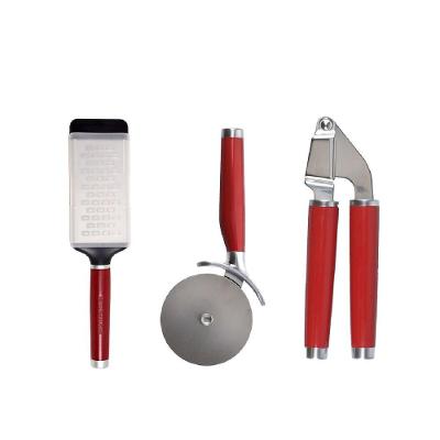 Kit Espremedor De Alho Ralador E Cortador Pizza Kittchenaid