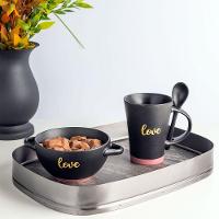 Caneca De Cerâmica Love Preta 310ml Com Colher