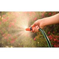 Mangueira Flex Para Jardim Verde Com Faixa Preta Em Pvc 4 Camadas 25 M Com Engate Rosquea