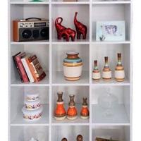 Kit Expositores Colméia com Nicho e Colméia com Cabideiro - 3