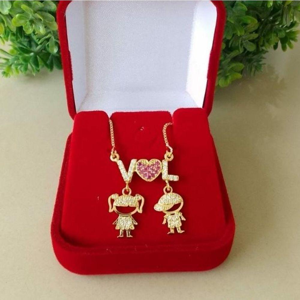 Gargantilha 2 Iniciais +pingente De Filhos Banhado A Ouro - 1