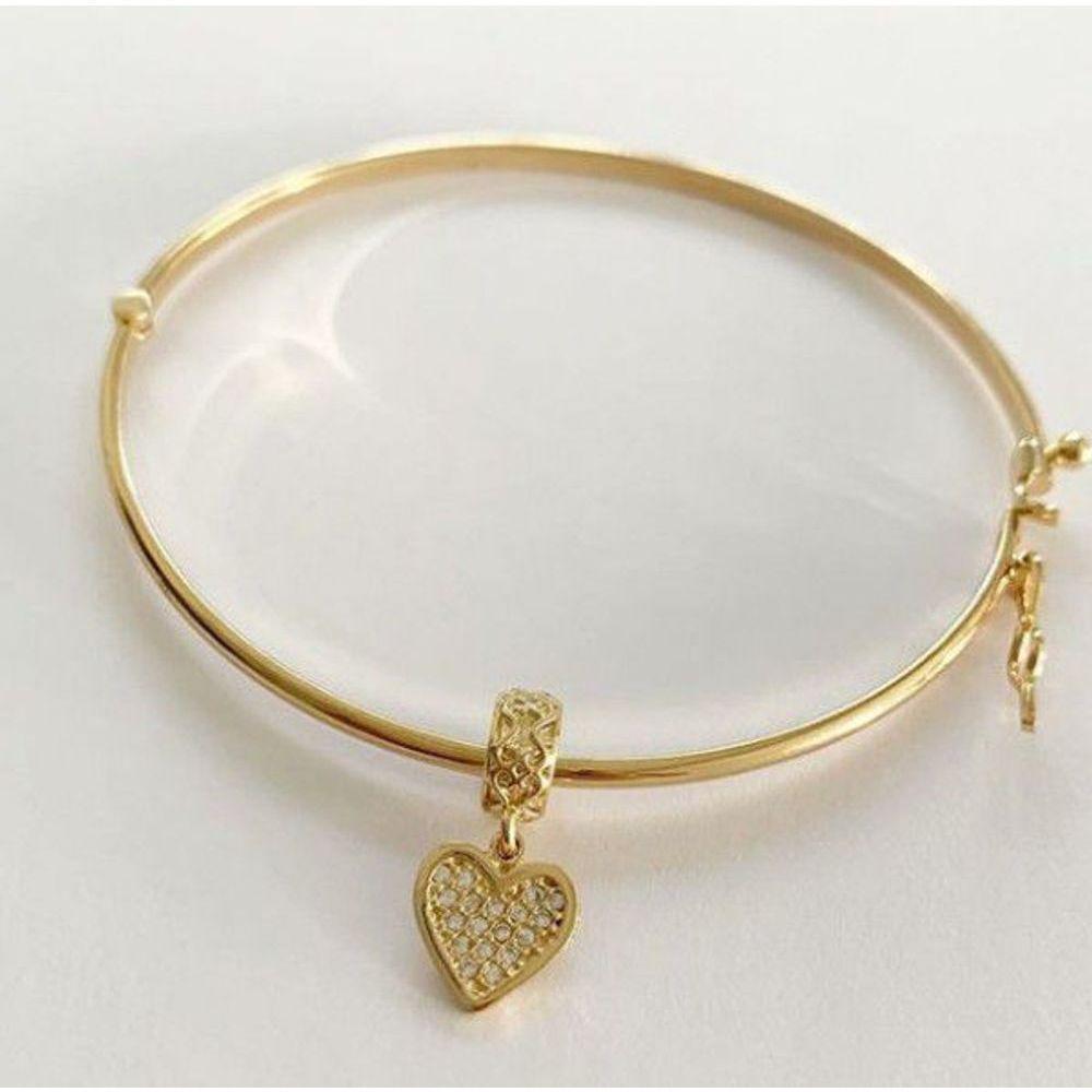 Bracelete Liso Com Pingente Berloque Coração Em Banho De Ouro - 1