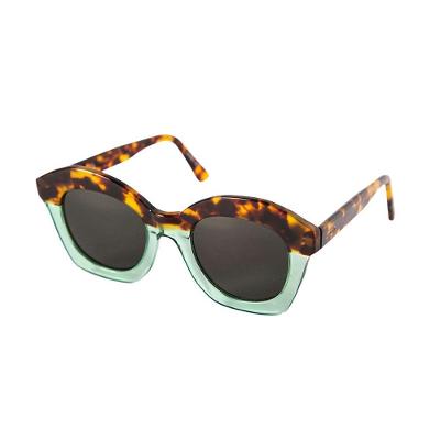 Óculos Solar Modelo Copacabana Verde Com Tartaruga