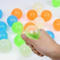 Toy Bolinha Globble Anti Stress Luminosa Fluorecente - 9