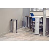 Lixeira Inox Com Pedal New Tramontina Com Acabamento Polido 30 L Tramontina