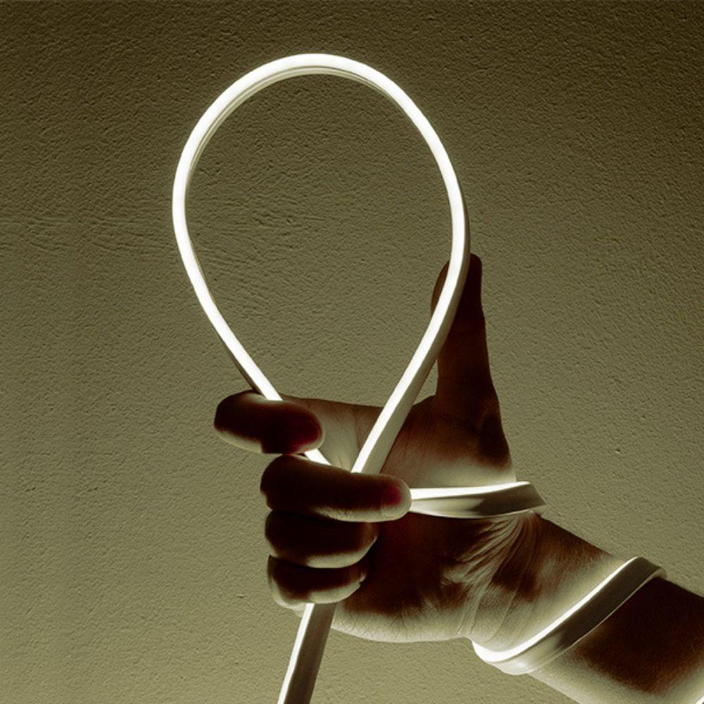 Fita De Led Neon Taschibra 8w/m Ip65 110v Cores Metro 6500k Luz Fria - 2