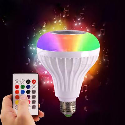 Lâmpada Led 12W E27 Rgb Colorida Com Caixa De Som