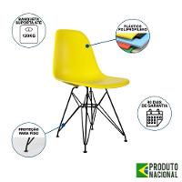 Mesa Industrial Base Ferro Preto 137X90 Tampo Amêndoa 4 Cadeiras Eiffel Ferro Preto Assento Amarelo