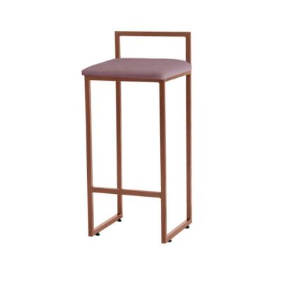 Banqueta Alta Decorativa Pietra Em Suede Com Armação Dourada