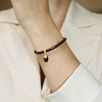 Pulseira De Couro Vl Café Com Grão Revestida Em Ouro. - 1