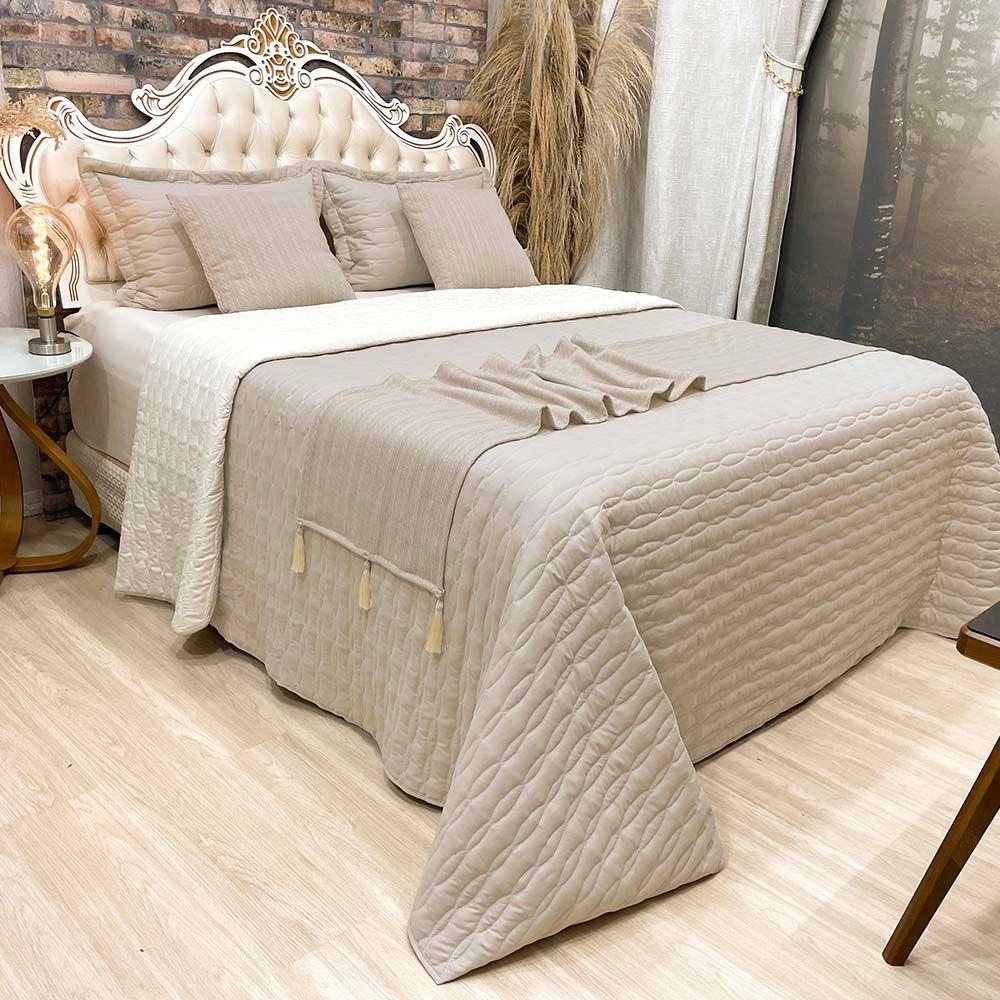 Kit Cobre Leito Colcha Dubai Queen 08 Peças Dupla Face Micropercal 200 Fios Xale Pompom Clean - Bege - 1