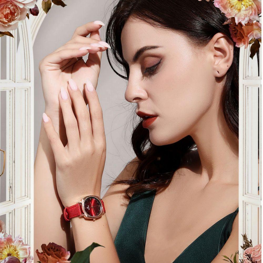 Relógio De Quartzo Feminino Com Estampa Cobra Animal Print Pulseira De Couro Vermelho - 2