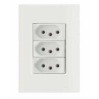 Conjunto 4x2 Com 3 Tomadas 2p+t 10 A 250 V Tramontina Giz Branco Tramontina - 1