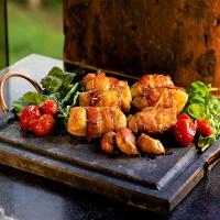 Kit 5 Grelha 10 Molheiras Em Pedra Sabão E Suporte P 20x20cm. - 2