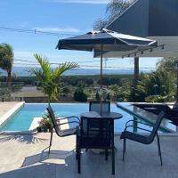 Conjunto 1 Mesa + 4 Cadeiras Em Alumínio + 1 Ombrelone Preto De 2 Metros Para área Externa - 1