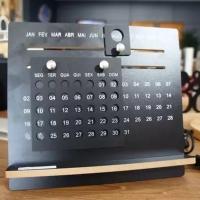 Calendário De Mesa De Madeira - 2