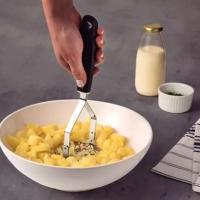 Jogo De Panela Pressão Antiaderente 4,5l Grafite Com Amassador Inox E Concha Tramontina