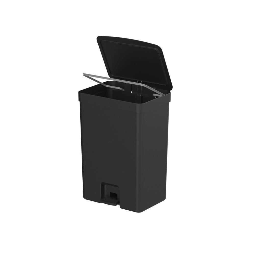 Lixeira Com Pedal Trium Ou 30 Litros Cor:preto - 1