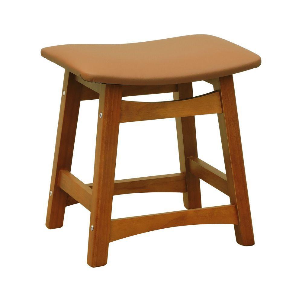 Banco Baixo Confort Madeira Maciça Assento Anatômico - Amêndoa Estofado Corano Caramelo - 1